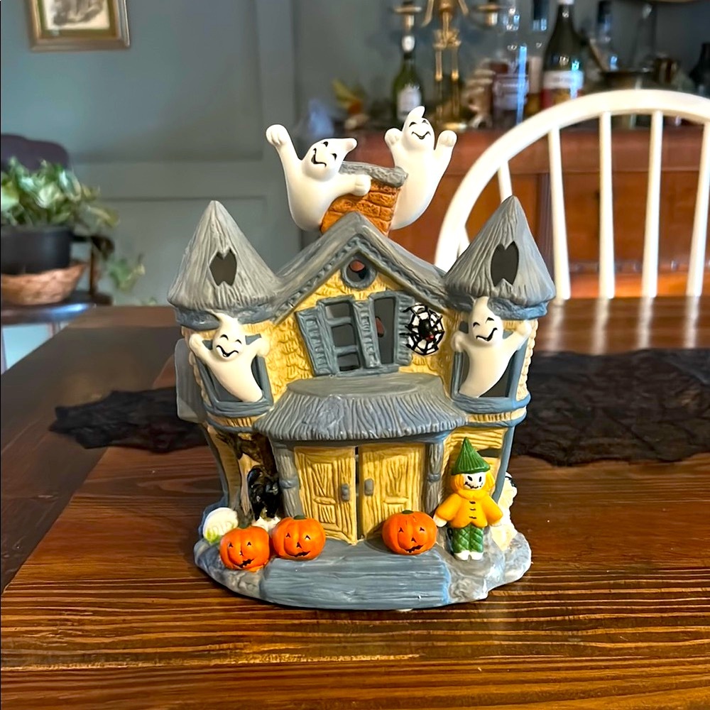 Partylite Haunted House
